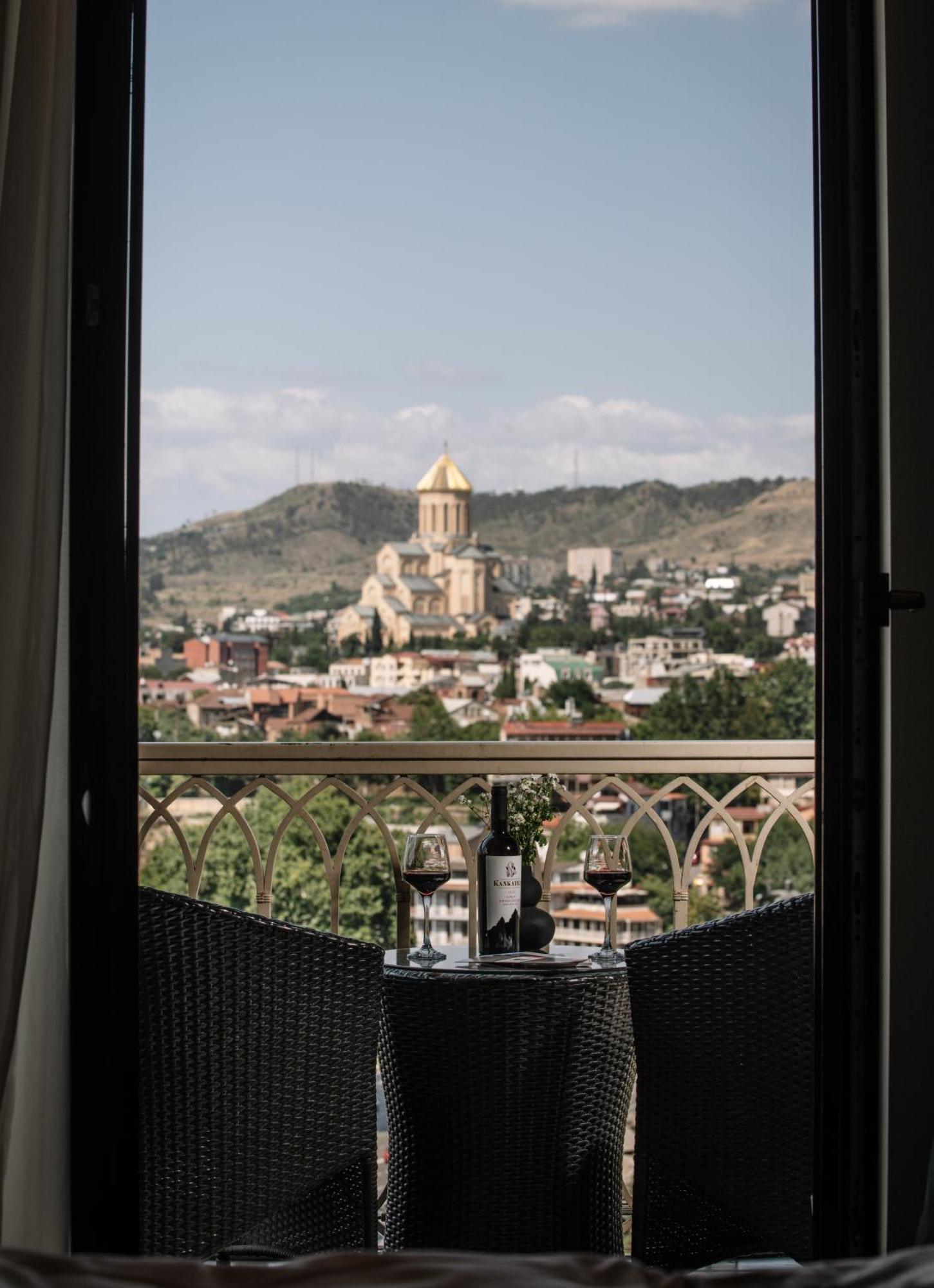 Отель Цитадель Нарикала Тбилиси Экстерьер фото